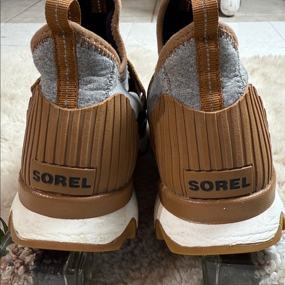 Sorel Women's Kinetic Sneaker Camel Brown Sea Salt Gray Size 9 EU 40 - Picture 7 of 10